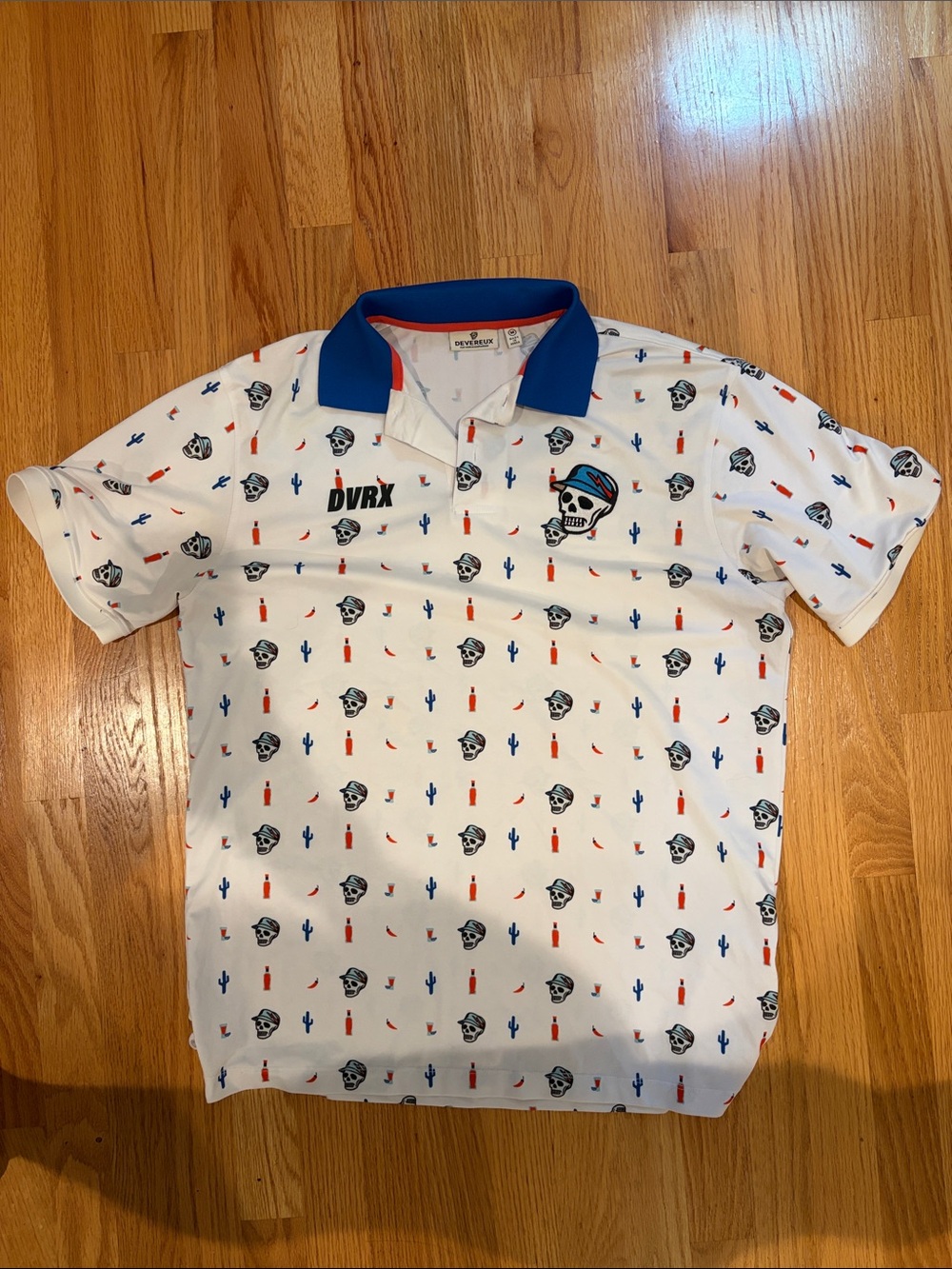 DVRX White Polo with Blue Contrast Collar and Printed Pattern- Mens Medium